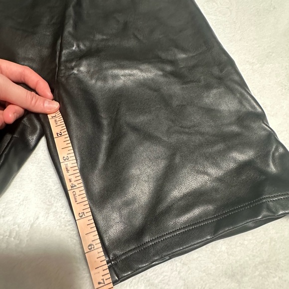 Abercrombie Vegan leather bike shorts - Picture 2 of 3